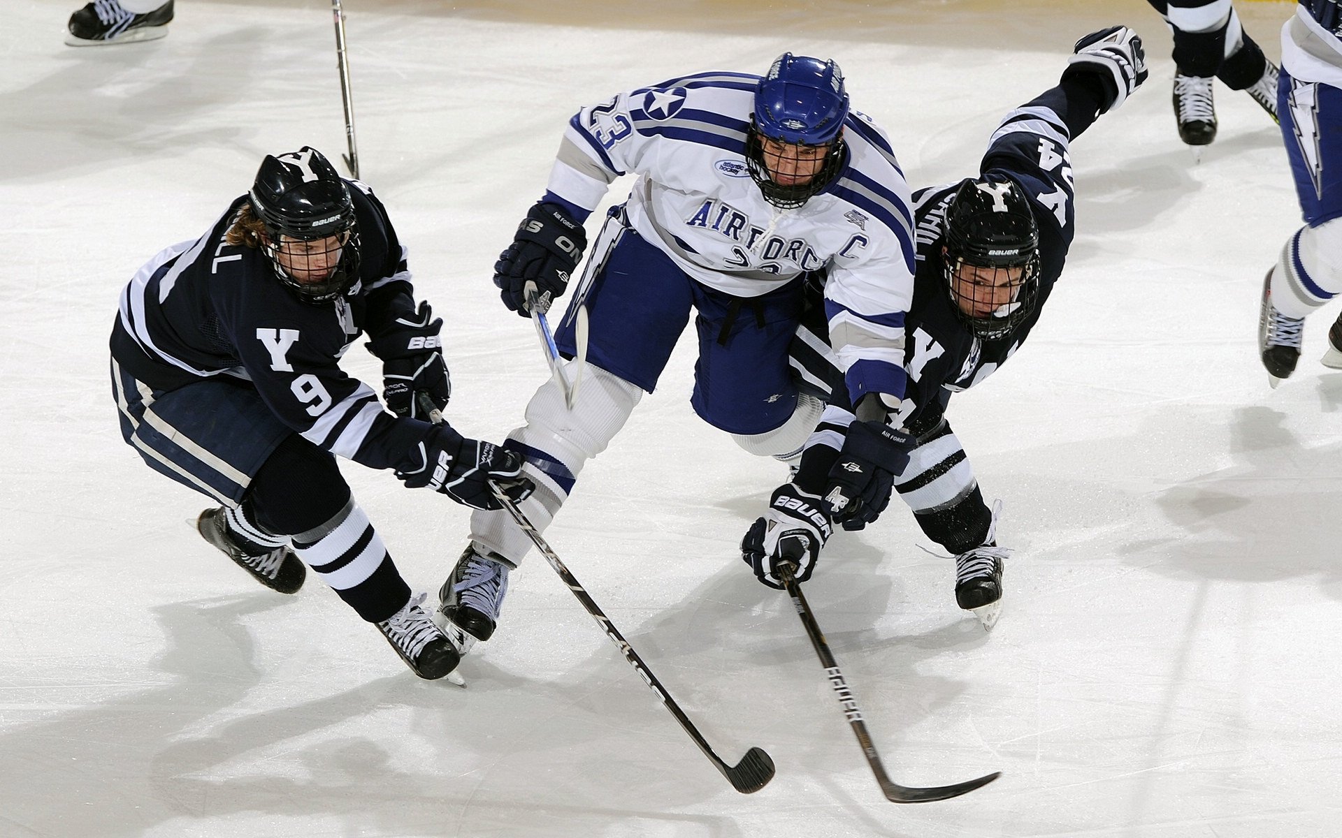 杨瀚森成中国首轮选秀热门备受关注，杨瀚森身高